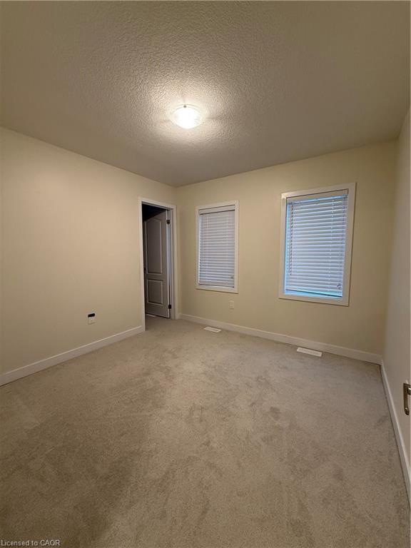 90 Sunflower Crescent, Thorold, ON - Indoor Photo Showing Other Room