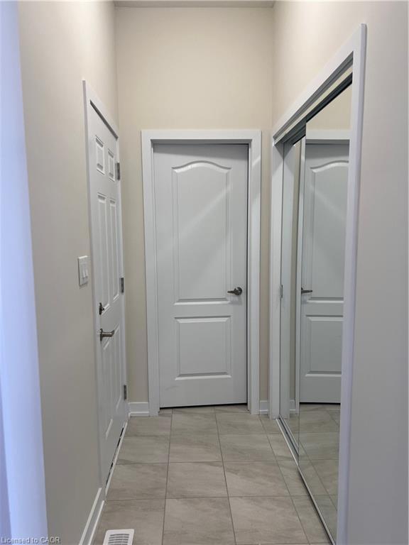 90 Sunflower Crescent, Thorold, ON - Indoor Photo Showing Other Room