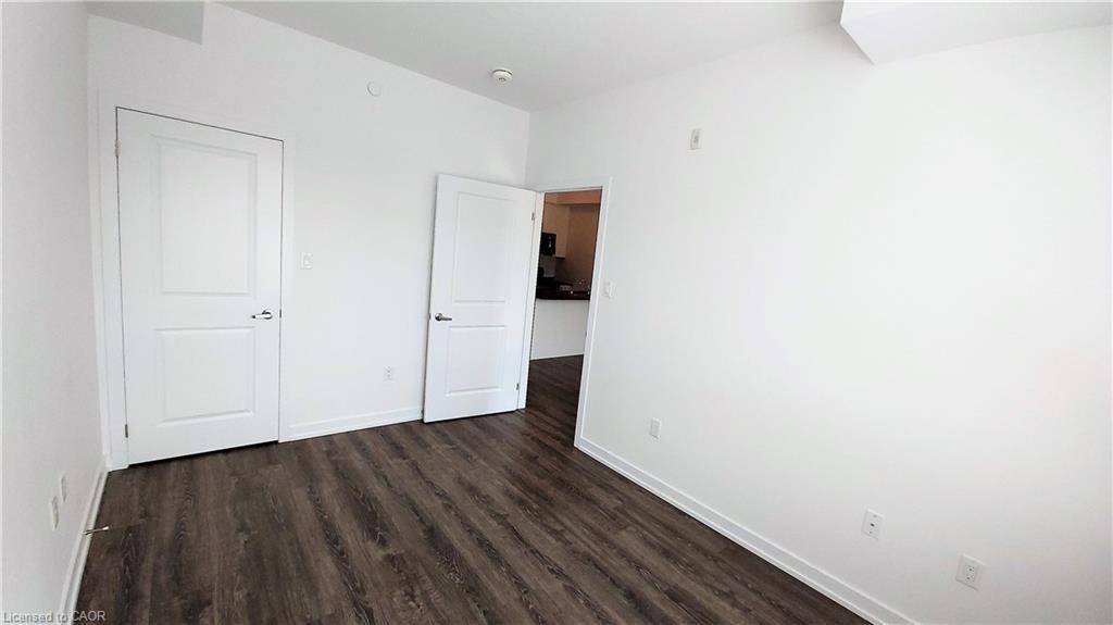225-101 Shoreview Place, Stoney Creek, ON - Indoor Photo Showing Other Room