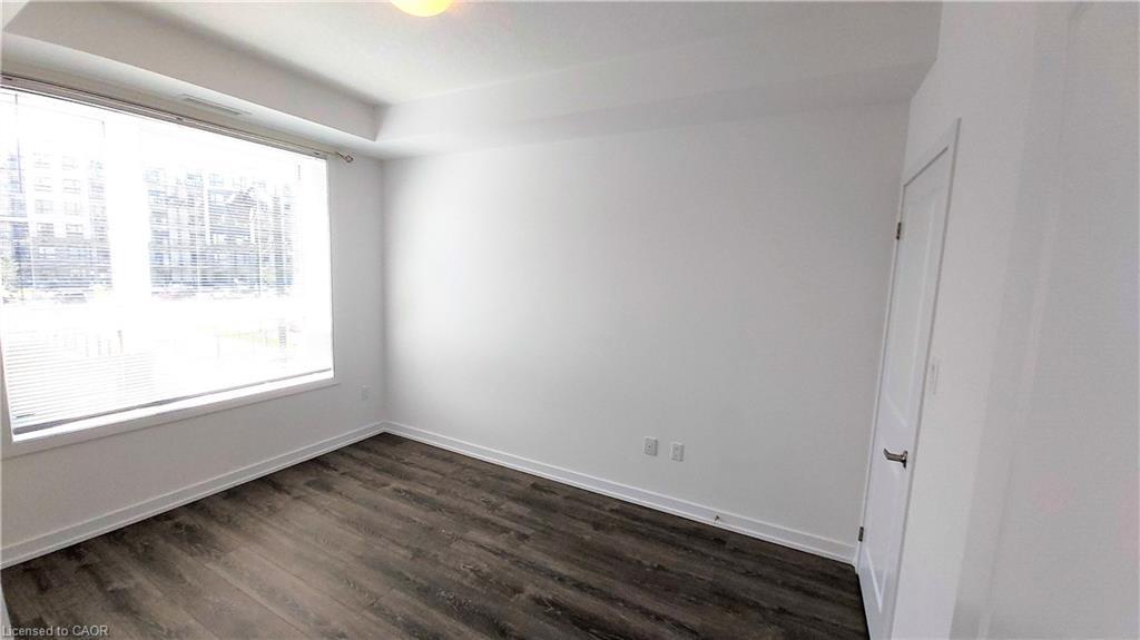 225-101 Shoreview Place, Stoney Creek, ON - Indoor Photo Showing Other Room