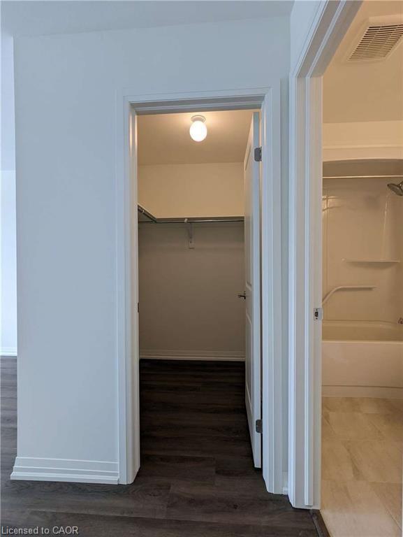 64-4552 Portage Road, Niagara Falls, ON - Indoor Photo Showing Other Room