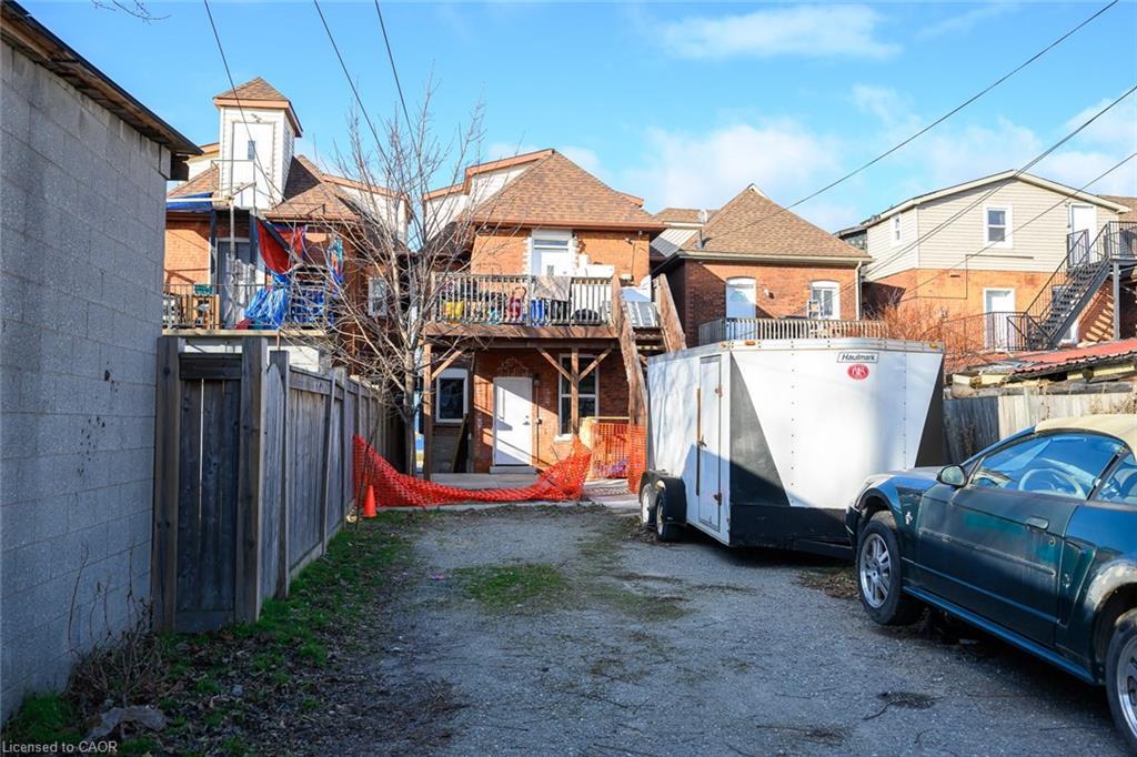 Main-188 Wellington Street N, Hamilton, ON - Outdoor