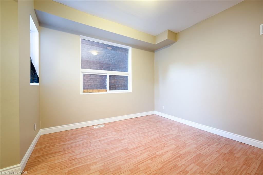 Main-188 Wellington Street N, Hamilton, ON - Indoor Photo Showing Other Room