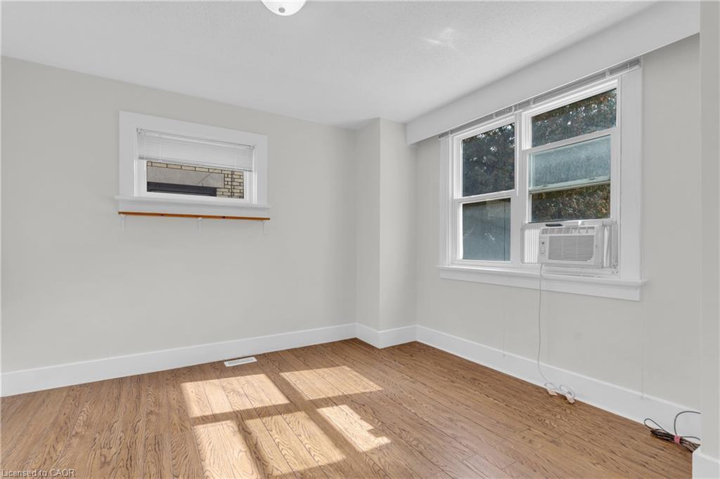 2-503 Victoria Street N, Kitchener, ON - Indoor Photo Showing Other Room