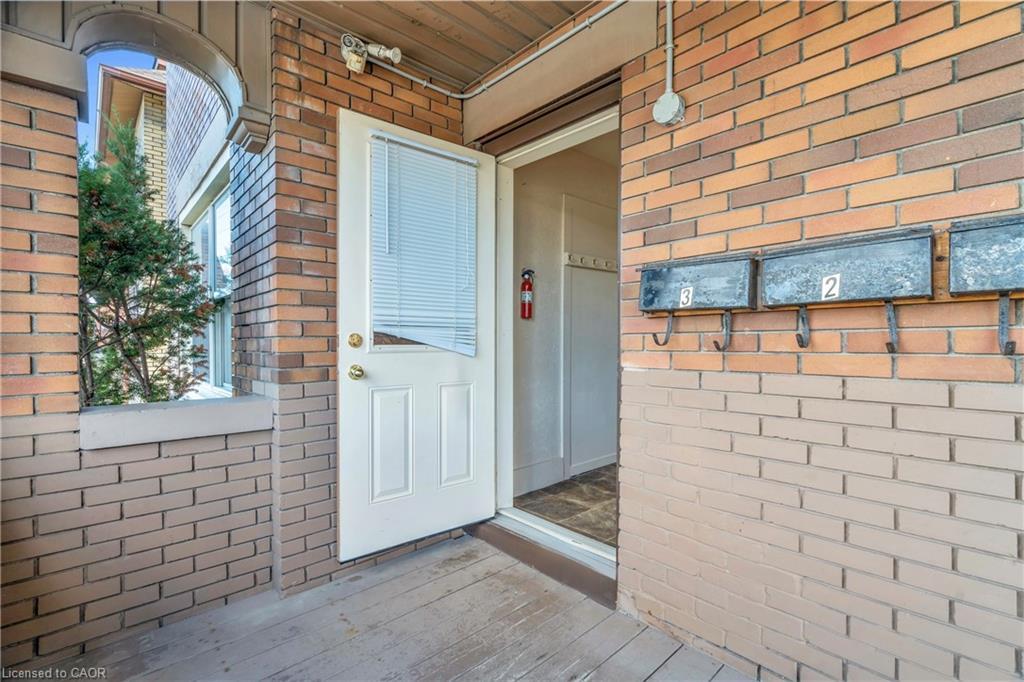 2-503 Victoria Street N, Kitchener, ON - Outdoor With Exterior