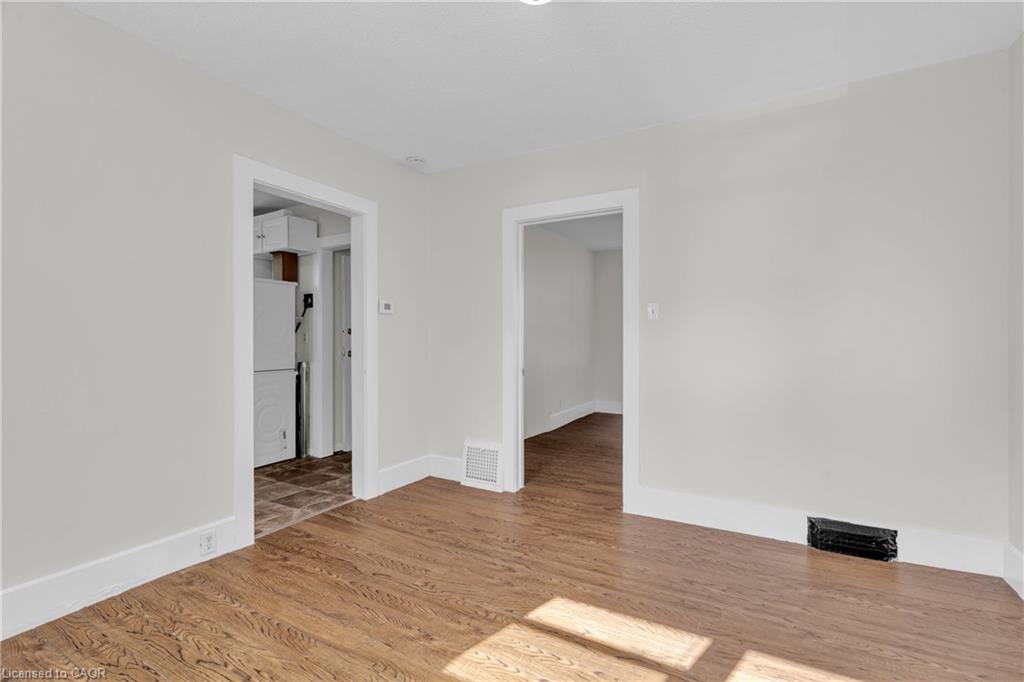 2-503 Victoria Street N, Kitchener, ON - Indoor Photo Showing Other Room