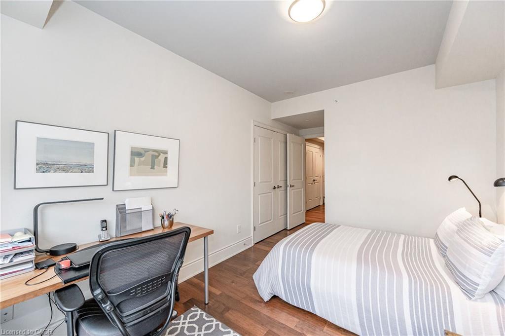 503-3500 Lakeshore Road W, Oakville, ON - Indoor