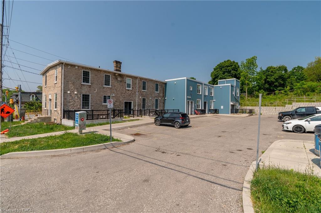 107-58 Beverly Street, Cambridge, ON - Outdoor