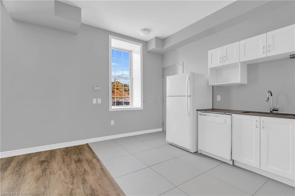 107-58 Beverly Street, Cambridge, ON - Indoor