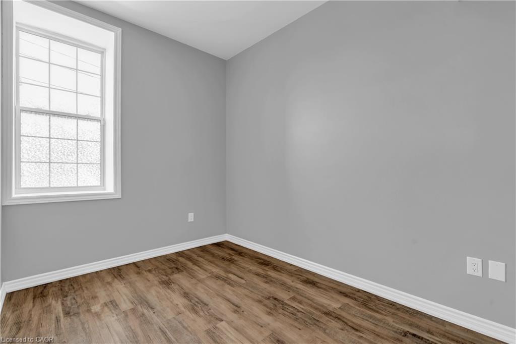 107-58 Beverly Street, Cambridge, ON - Indoor Photo Showing Other Room