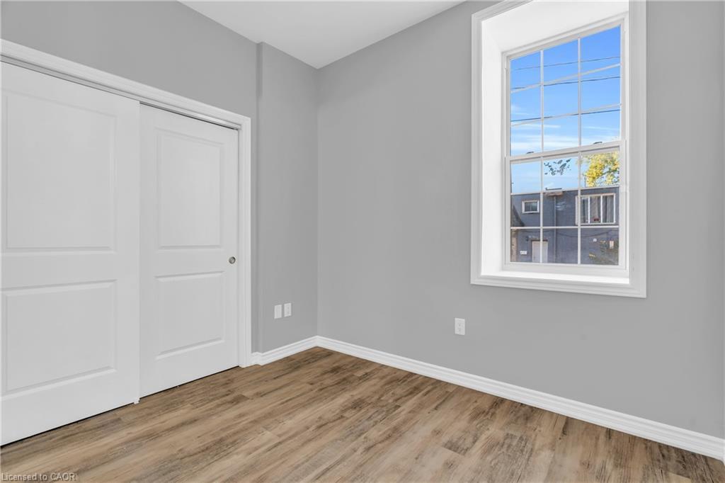 107-58 Beverly Street, Cambridge, ON - Indoor Photo Showing Other Room