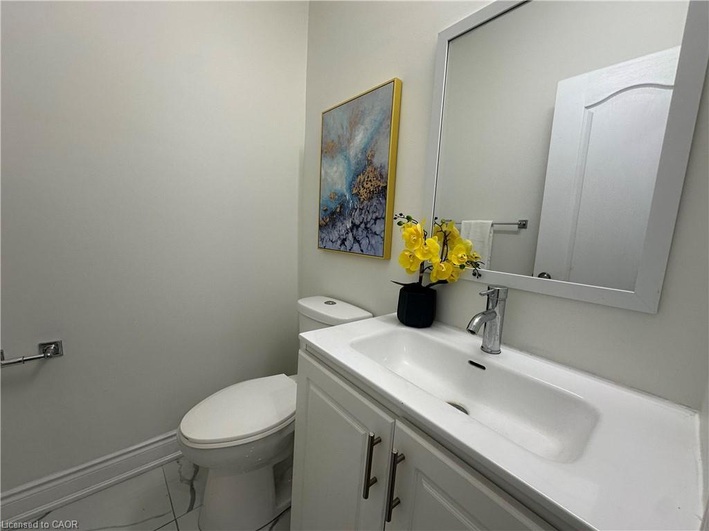315 Simcoe Street, Woodstock, ON - Indoor Photo Showing Bathroom