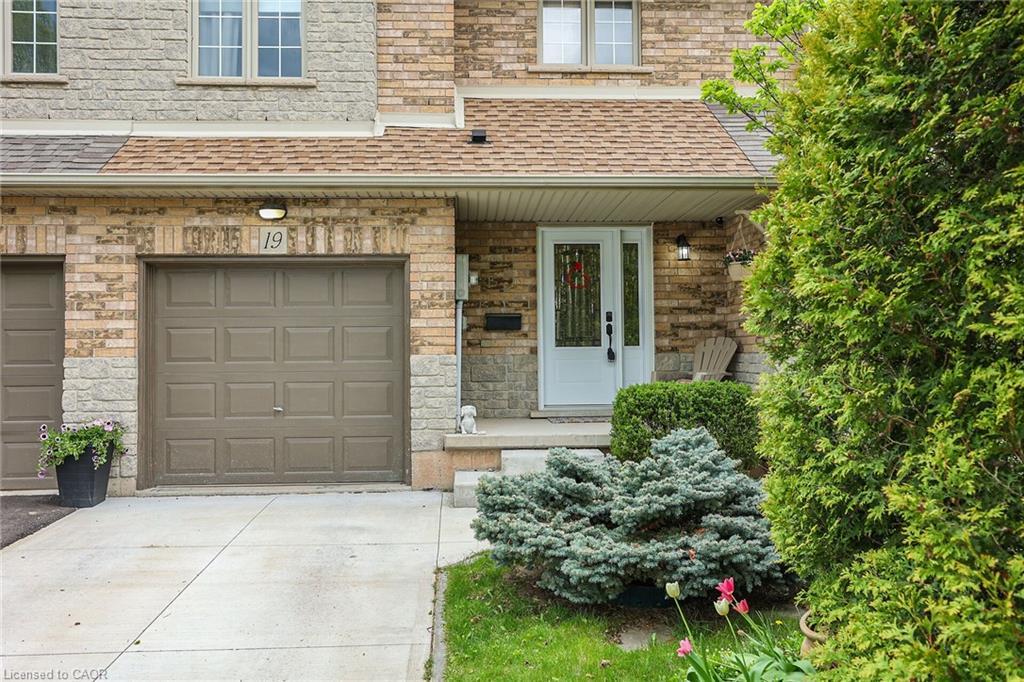 19 Beech Street, Grimsby, ON - Outdoor