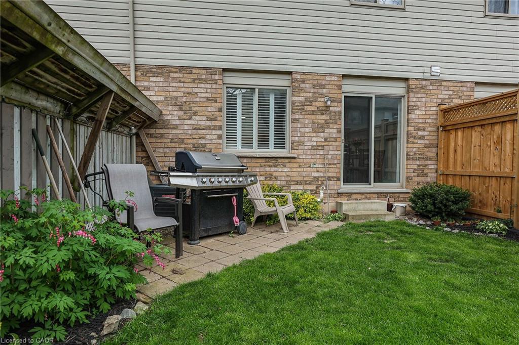 19 Beech Street, Grimsby, ON - Outdoor