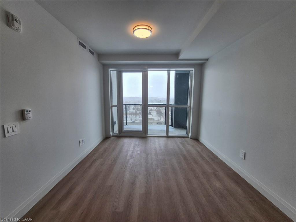 1001-1333 Weber Street E, Kitchener, ON - Indoor Photo Showing Other Room