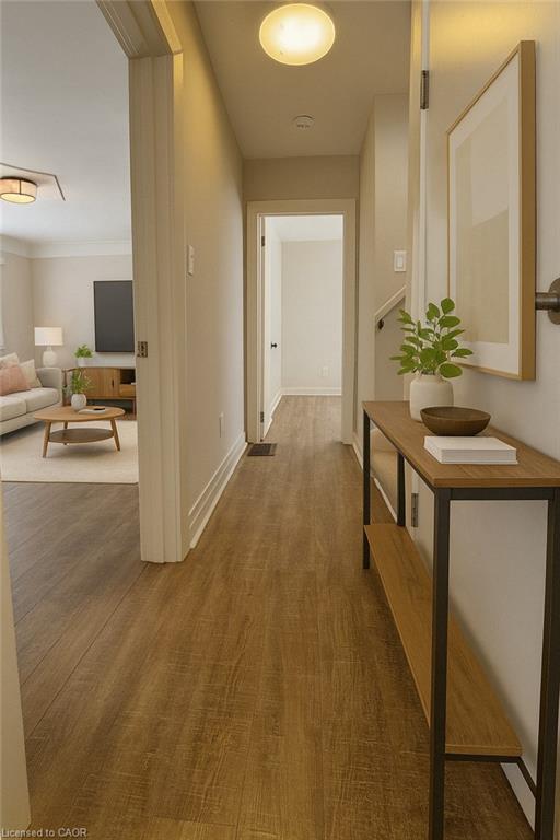 55 Mohawk Road W, Hamilton, ON - Indoor Photo Showing Other Room