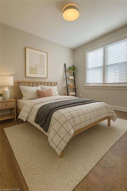 55 Mohawk Road W, Hamilton, ON - Indoor Photo Showing Bedroom