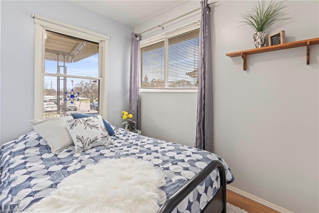 46 Adeline Avenue, Hamilton, ON - Indoor Photo Showing Bedroom