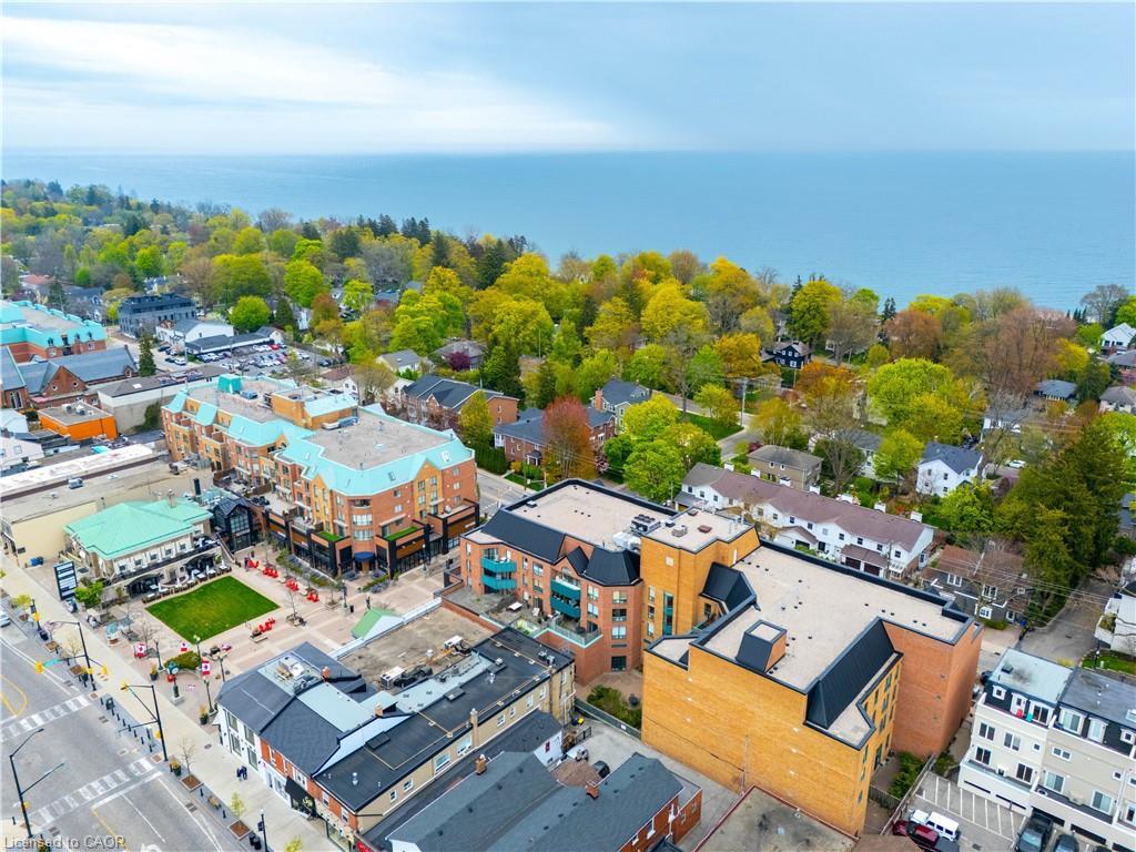 404-185 Robinson Street, Oakville, ON - Outdoor With View