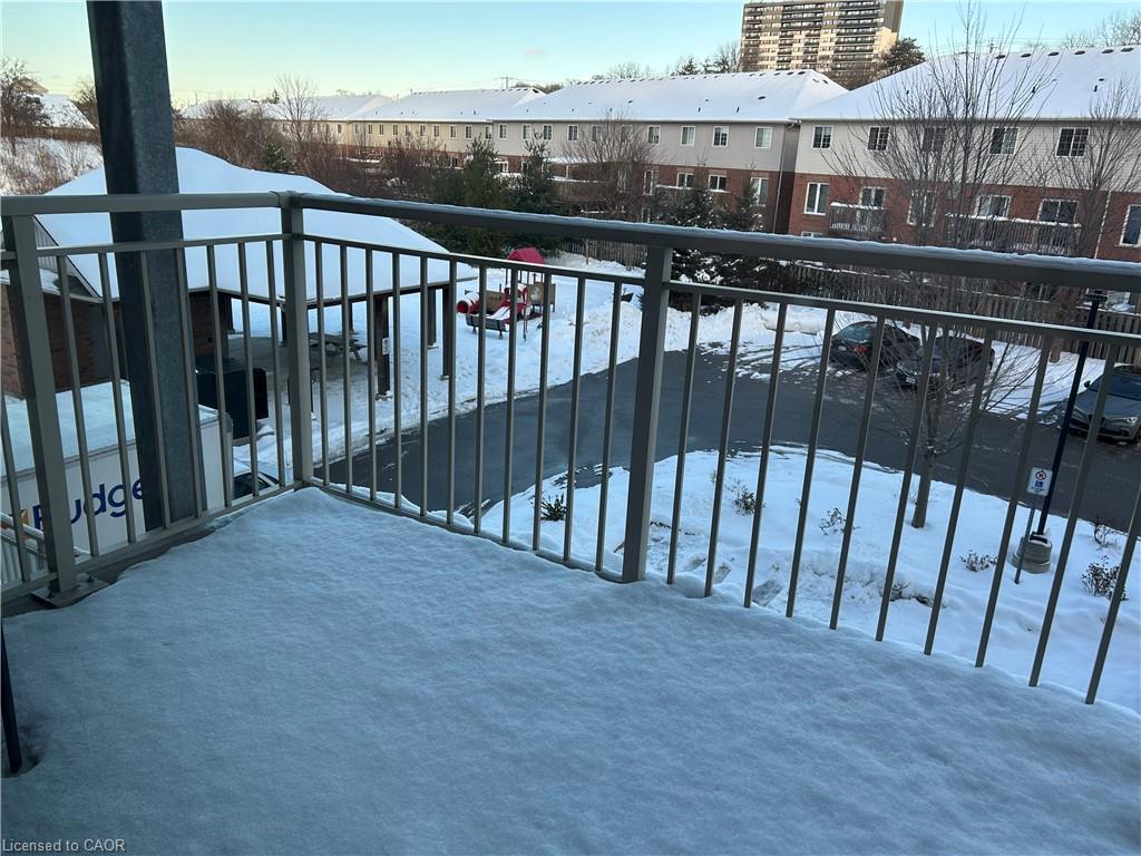 302-155 Water Street S, Cambridge, ON - Outdoor