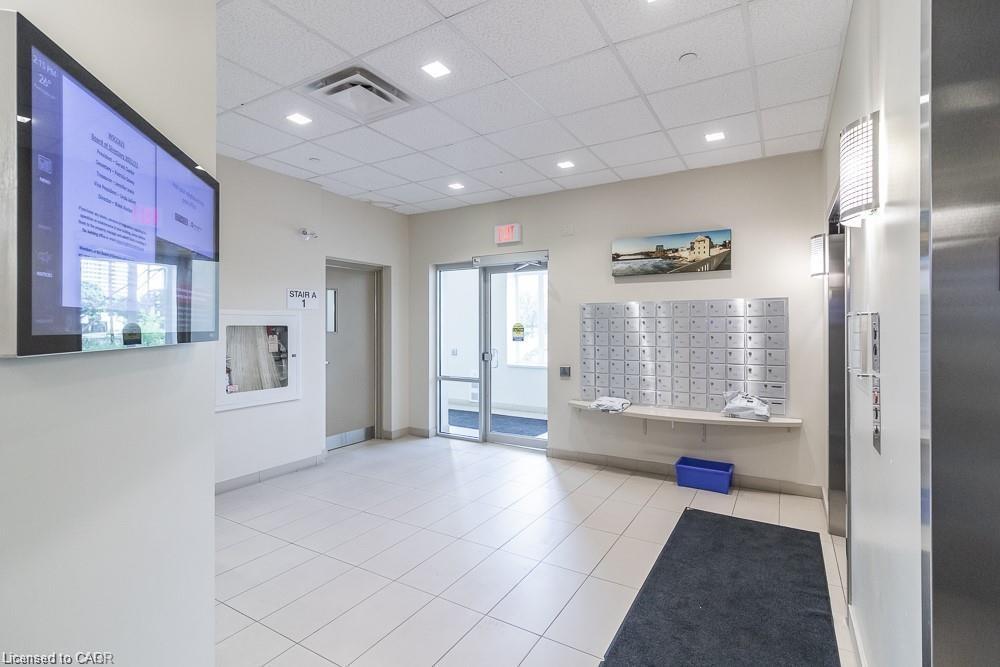 302-155 Water Street S, Cambridge, ON - Indoor Photo Showing Other Room