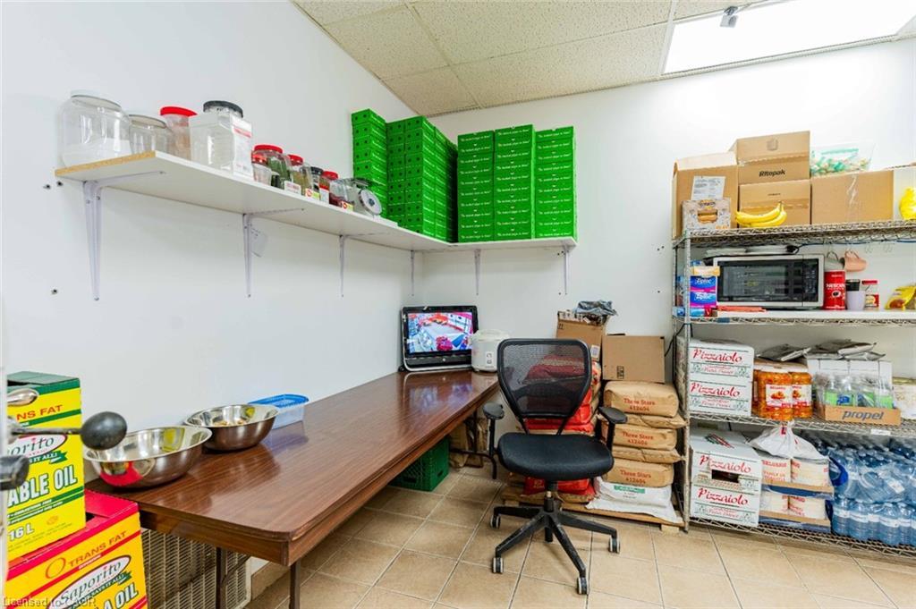 6-112 Oriole Parkway W, Elmira, ON