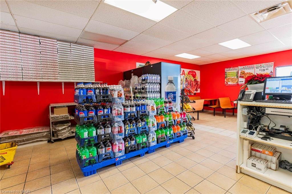 6-112 Oriole Parkway W, Elmira, ON