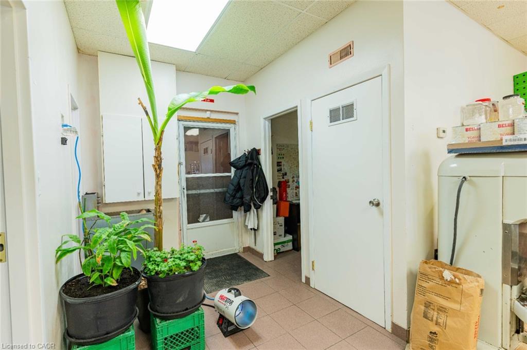 6-112 Oriole Parkway W, Elmira, ON