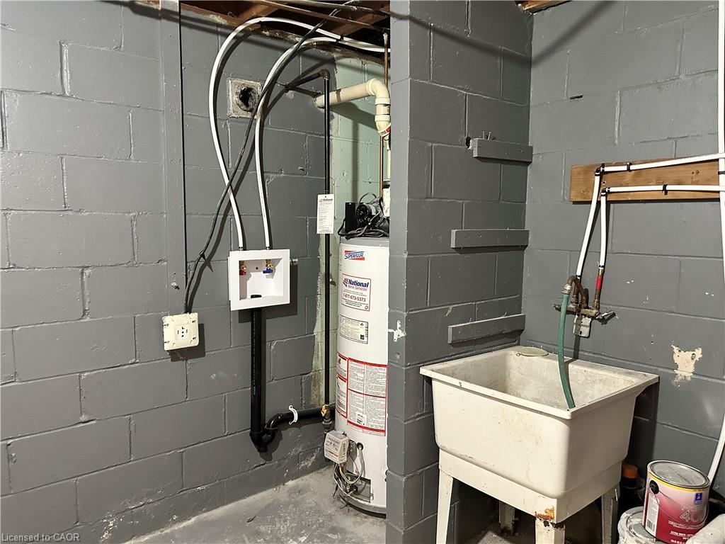 Lower-10 Glenellen Drive, St. Catharines, ON - Indoor