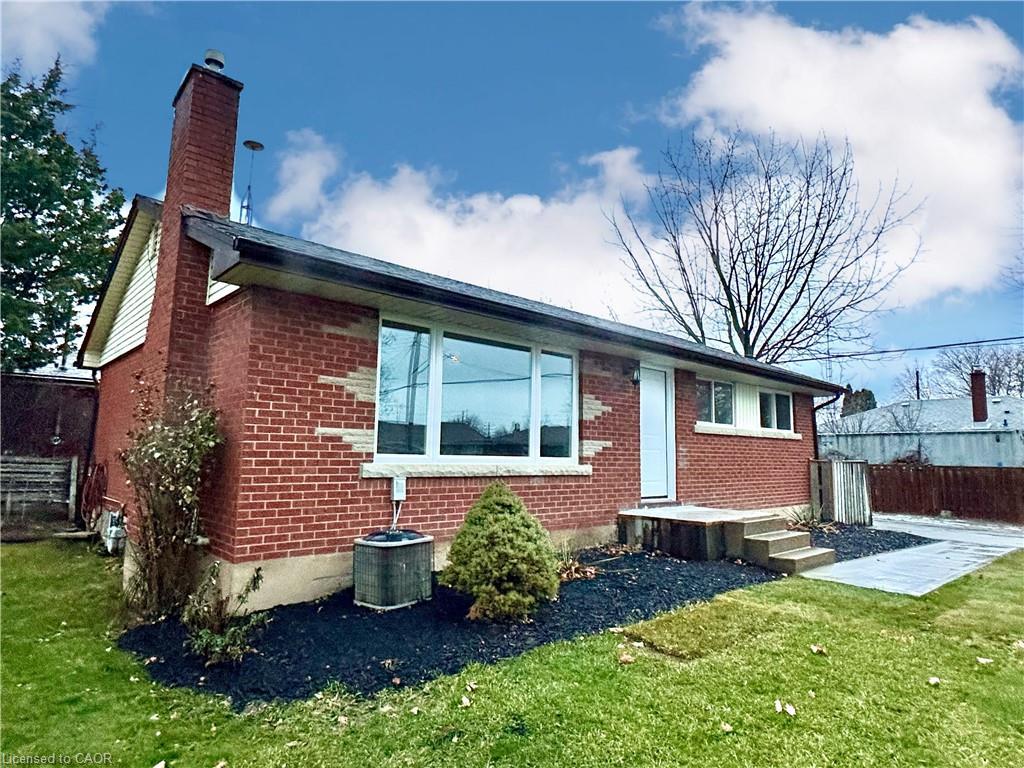 Lower-10 Glenellen Drive, St. Catharines, ON - Outdoor