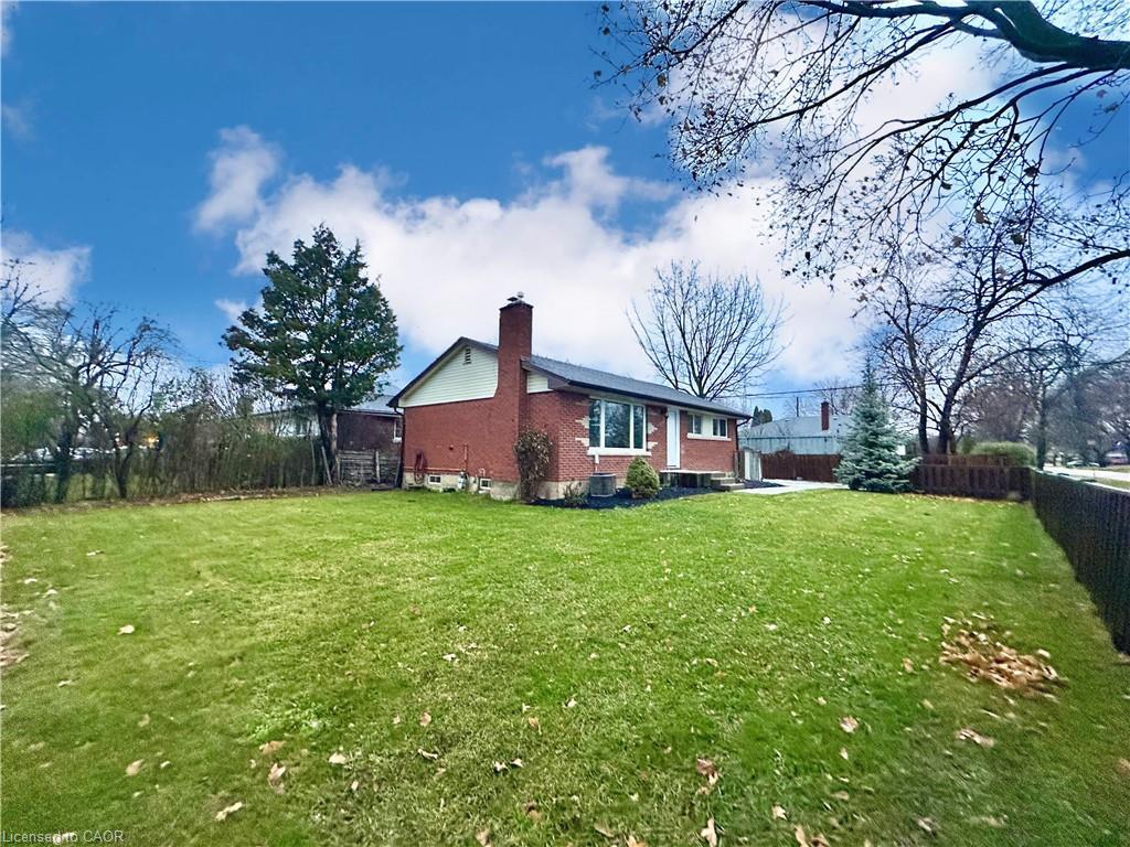 Lower-10 Glenellen Drive, St. Catharines, ON - Outdoor