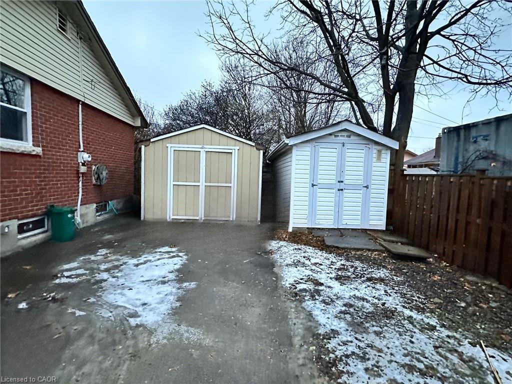 Lower-10 Glenellen Drive, St. Catharines, ON - Outdoor With Exterior