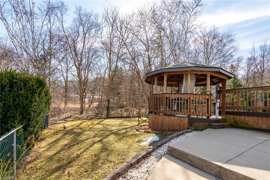 75 Hanover Place, Hamilton, ON - Outdoor With Deck Patio Veranda