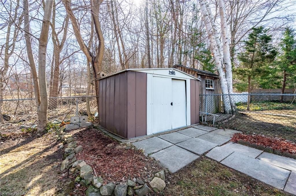 75 Hanover Place, Hamilton, ON - Outdoor