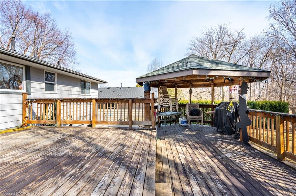 75 Hanover Place, Hamilton, ON - Outdoor With Deck Patio Veranda