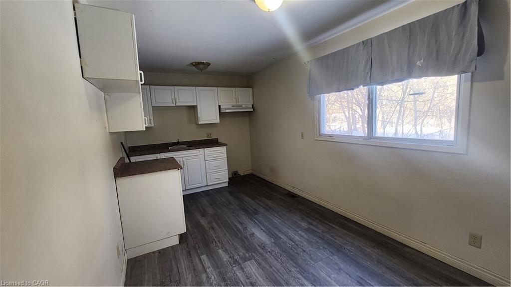 57-59 Oakwood Avenue, Simcoe, ON - Indoor