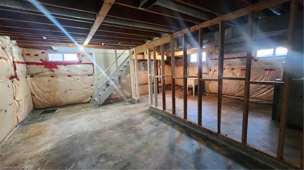 57-59 Oakwood Avenue, Simcoe, ON - Indoor Photo Showing Basement