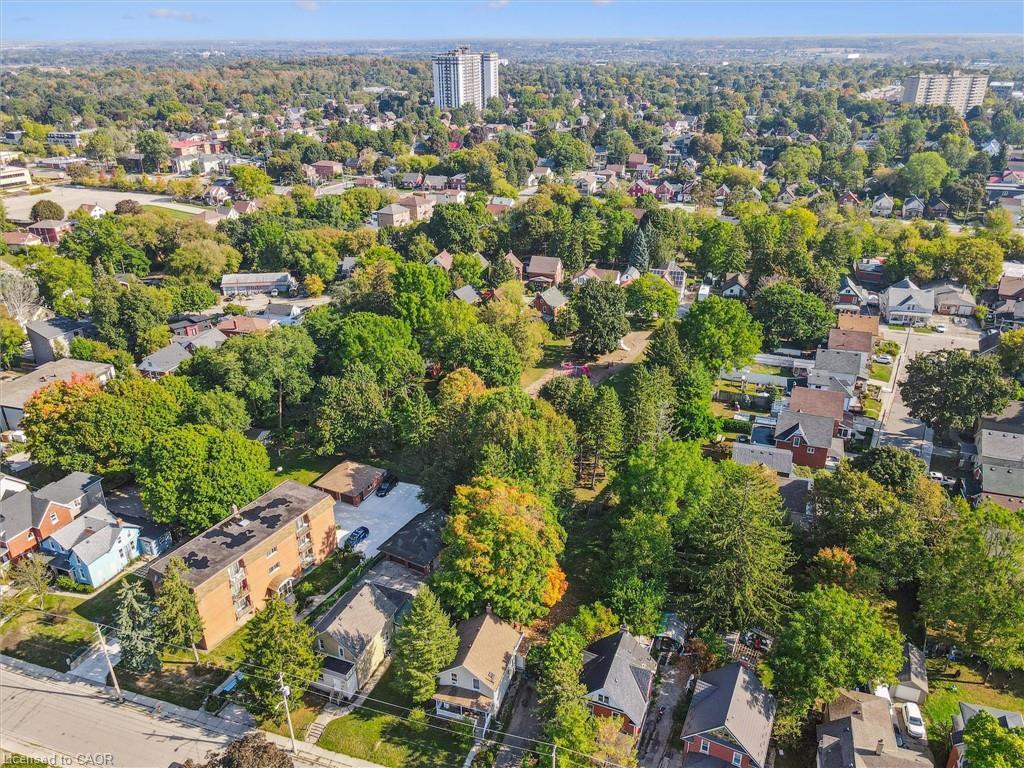 126 Waterloo Street, Kitchener, ON - Outdoor With View