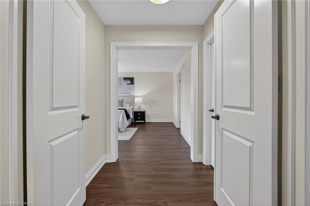 47 Pagebrook Crescent, Hamilton, ON - Indoor Photo Showing Other Room