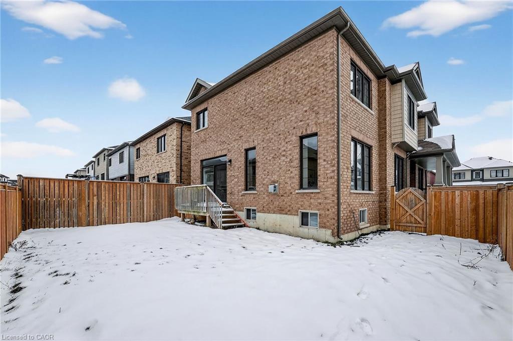 47 Pagebrook Crescent, Hamilton, ON - Outdoor With Exterior