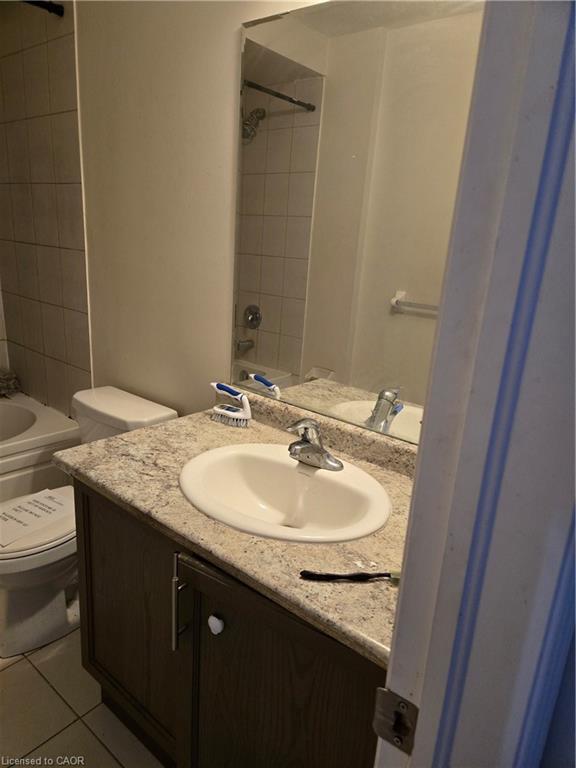 38-420 Linden Drive, Cambridge, ON - Indoor Photo Showing Bathroom