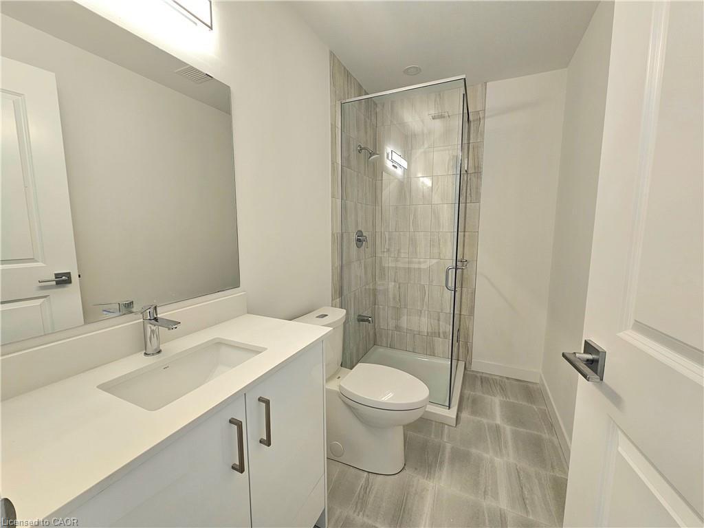 214-7549A Kalar Road, Niagara Falls, ON - Indoor Photo Showing Bathroom