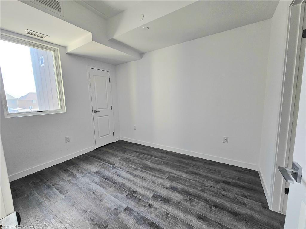 214-7549A Kalar Road, Niagara Falls, ON - Indoor Photo Showing Other Room