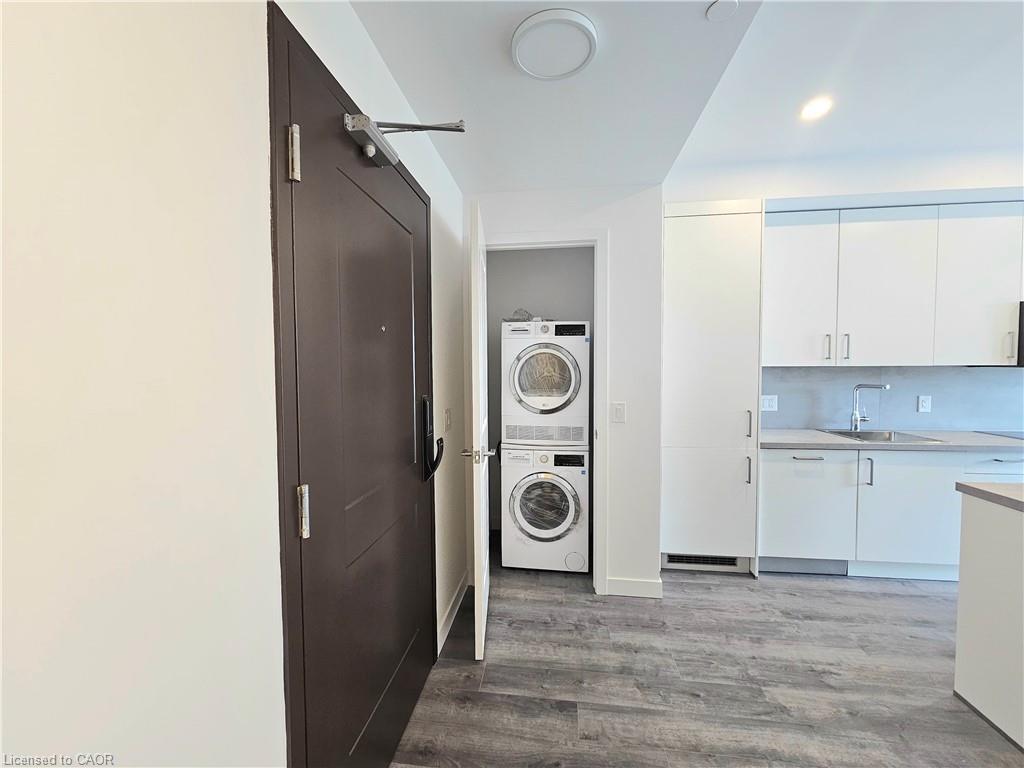 214-7549A Kalar Road, Niagara Falls, ON - Indoor