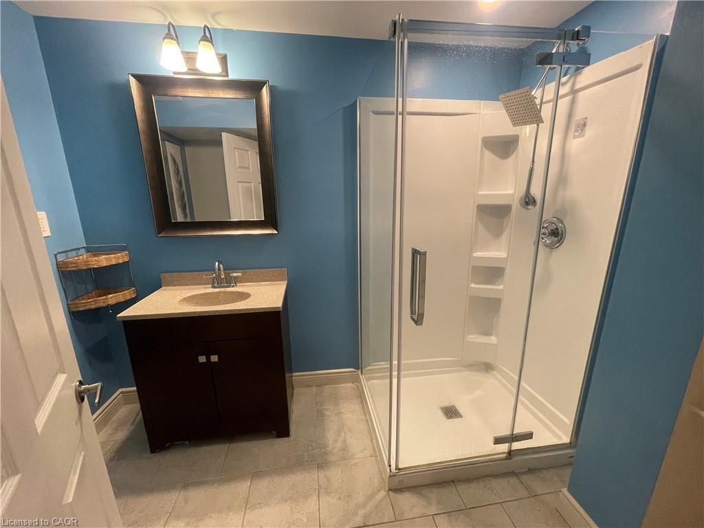 35-1890 Rymal Road E, Hamilton, ON - Indoor Photo Showing Bathroom