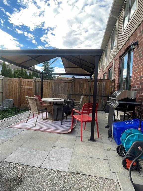 35-1890 Rymal Road E, Hamilton, ON - Outdoor