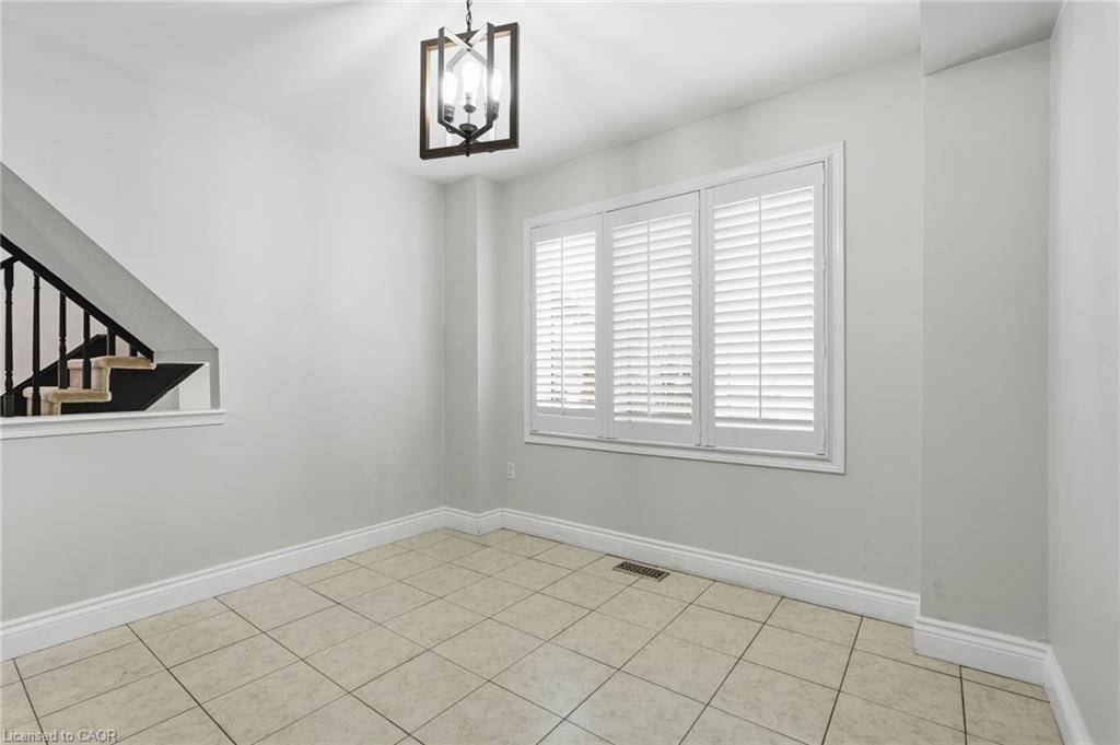 48-7 Sirente Drive, Hamilton, ON - Indoor Photo Showing Other Room