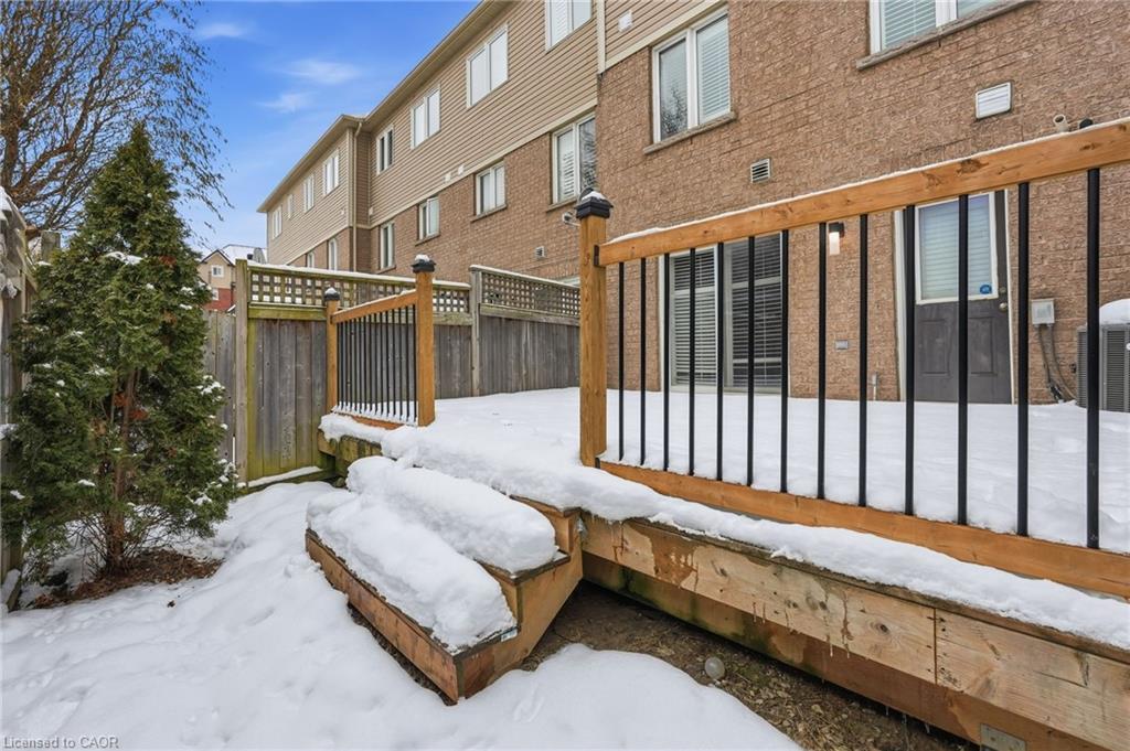 48-7 Sirente Drive, Hamilton, ON - Outdoor With Exterior