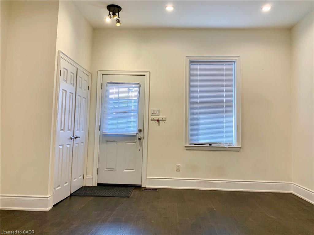 405-2 Macnab Street N, Hamilton, ON - Indoor Photo Showing Other Room