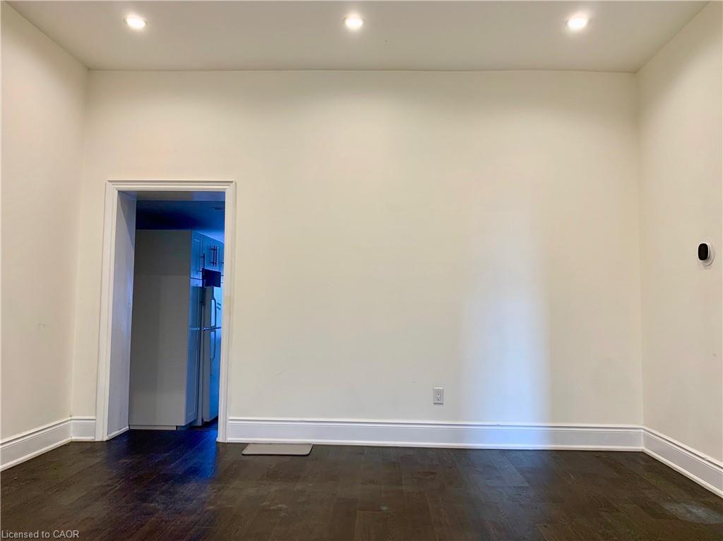 405-2 Macnab Street N, Hamilton, ON - Indoor Photo Showing Other Room